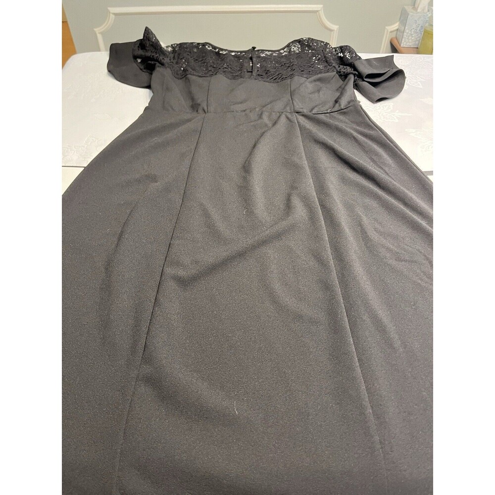Torrid Black Lace Crepe Scuba Dress Flutter Sleeves Sz ML 10 - Picture 13 of 13